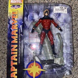 Diamond Select Captain Marvel Action Figure New In Box Factory Sealed
